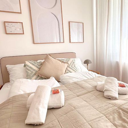Cozy Apartment In Quiet Location, Fast Train Station 100M Away, Contactless Check-In Vídeň Exteriér fotografie