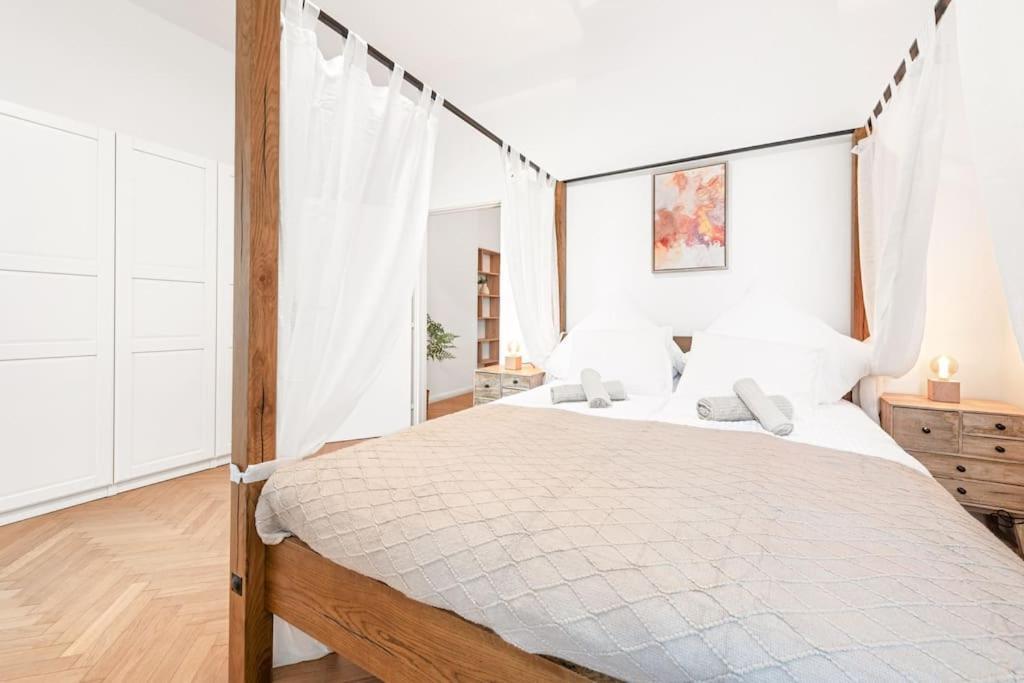 Cozy Apartment In Quiet Location, Fast Train Station 100M Away, Contactless Check-In Vídeň Exteriér fotografie
