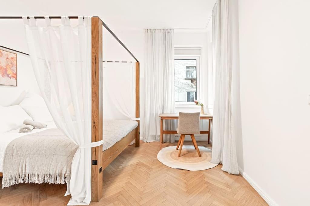 Cozy Apartment In Quiet Location, Fast Train Station 100M Away, Contactless Check-In Vídeň Exteriér fotografie